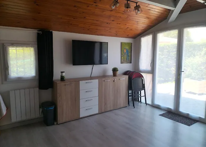 Proche Des Thermes, Des Barthes, Des Plages Et De Dax ! *